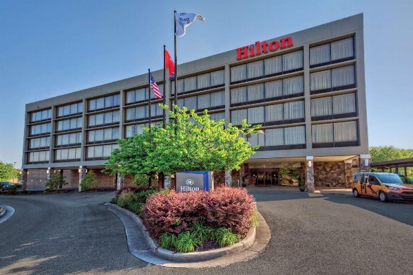 Hilton Knoxville Airport image 2